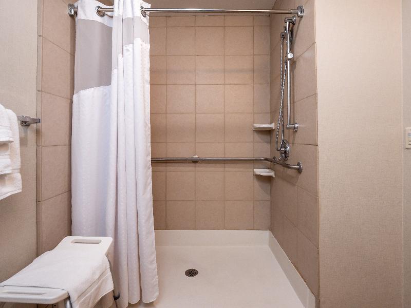 Holiday Inn Conference Center Marshfield