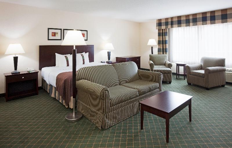 Holiday Inn Conference Center Marshfield photo 19