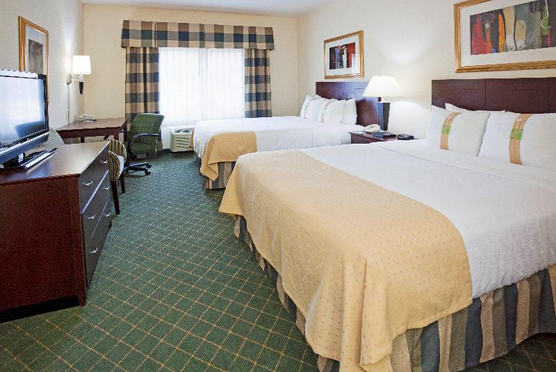 Holiday Inn Conference Center Marshfield photo 15