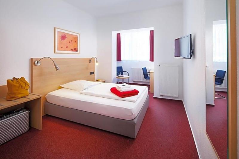 Hotel Haus vom Guten Hirten image