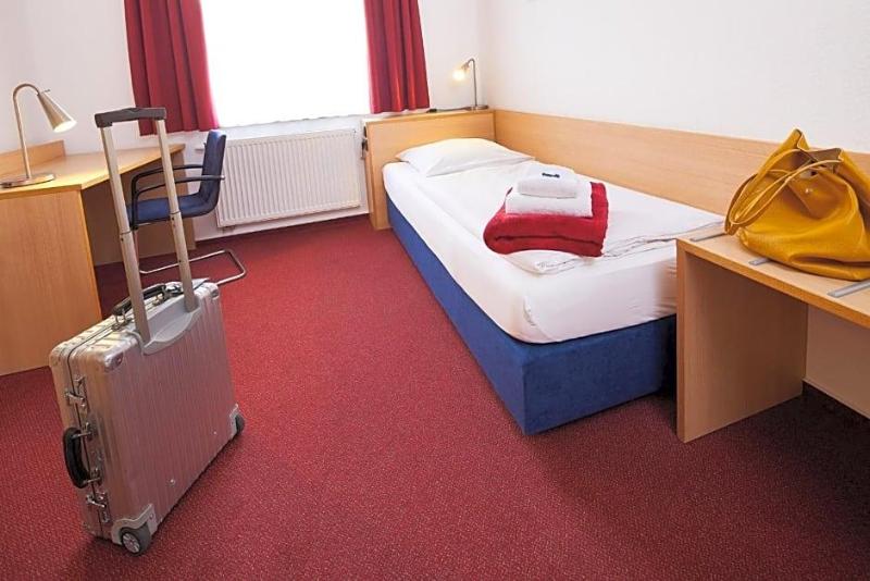 Hotel Haus vom Guten Hirten image