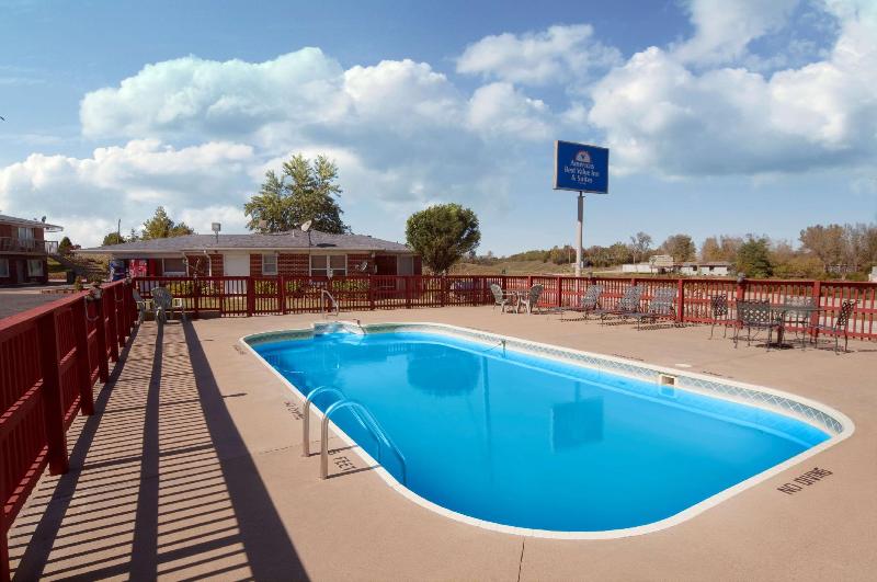 Americas Best Value Inn & Suites Macon image