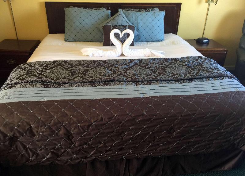 Americas Best Value Inn & Suites Macon image