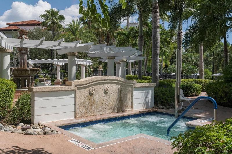 Marriott's Lakeshore Reserve image