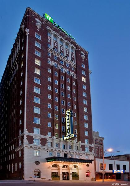 Holiday Inn Kansas City Downtown - Aladdin