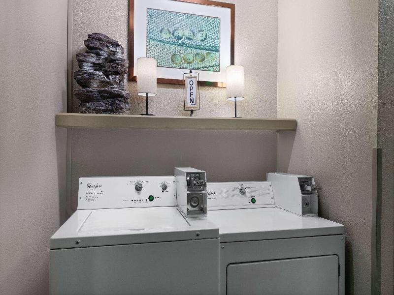 Travelodge by Wyndham Perry GA