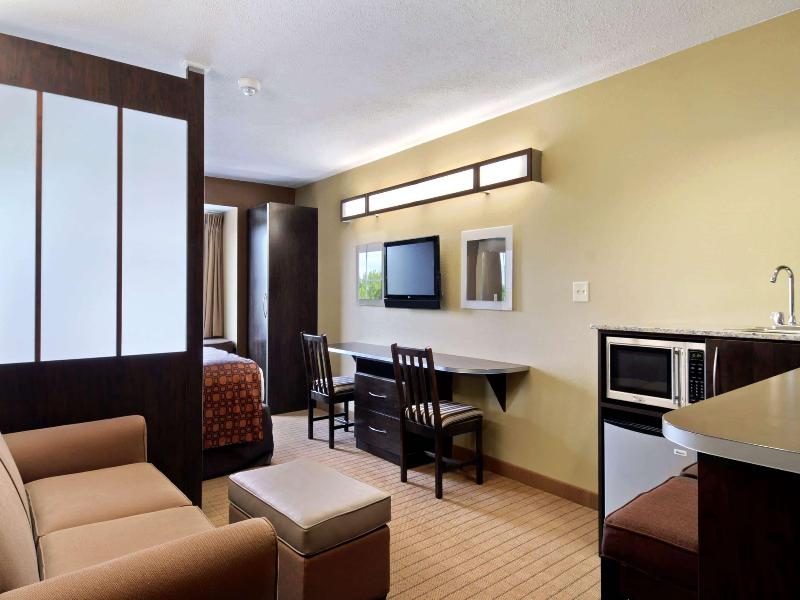 Microtel Inn & Suites By Wyndham Marietta image
