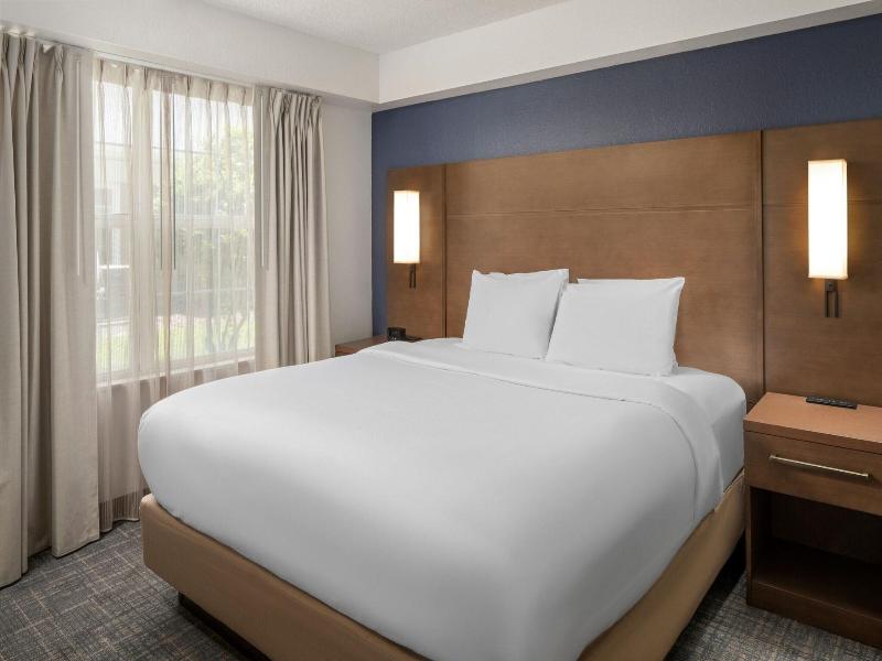Residence Inn Orlando East/UCF image
