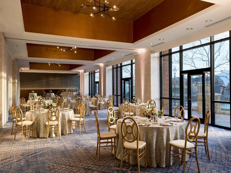 Baltimore Marriott Waterfront image
