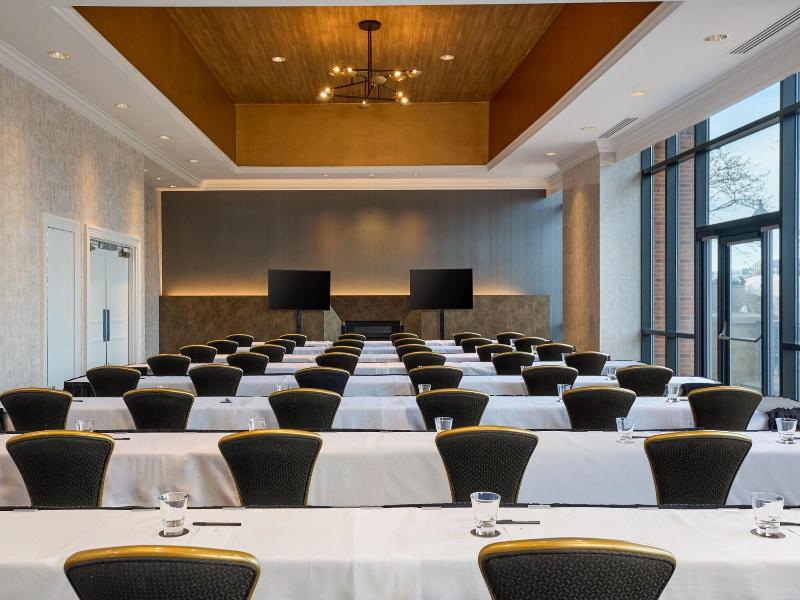 Baltimore Marriott Waterfront image