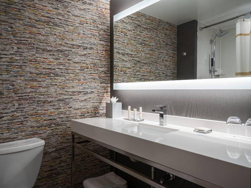 Baltimore Marriott Waterfront image