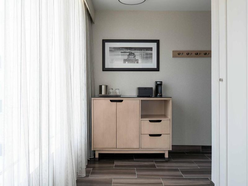 Baltimore Marriott Waterfront image