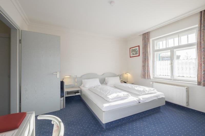 Hotel Gautinger Hof image