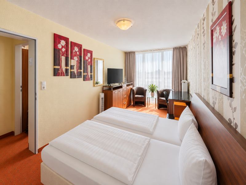 Panorama Hotel am Rosengarten image