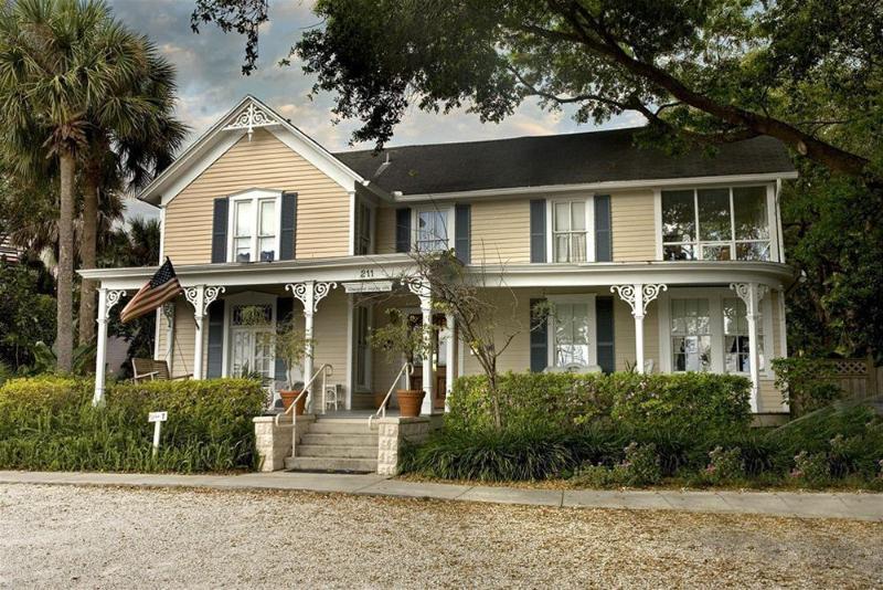 The Courtyard at Lake Lucerne