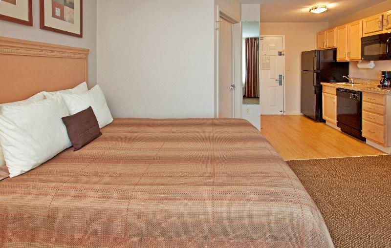 Candlewood Suites Junction City/Ft. Riley photo 14