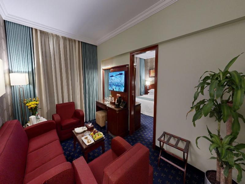 Leader Al Muna Kareem Hotel image