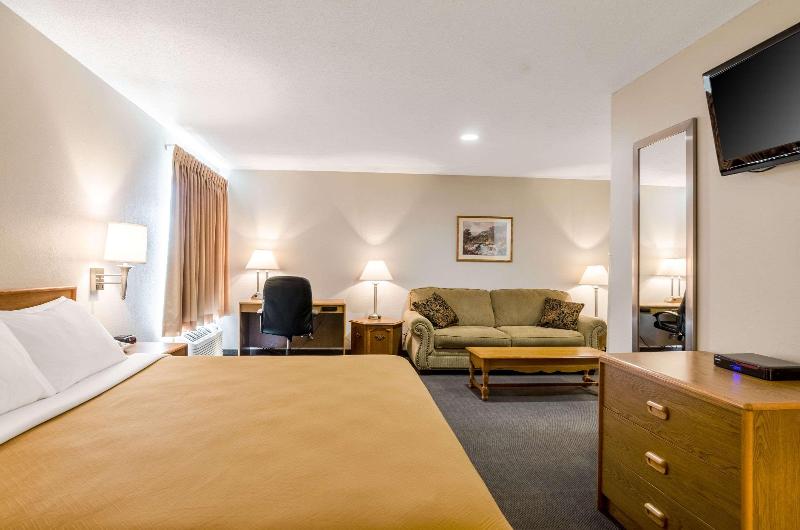 Rodeway Inn image
