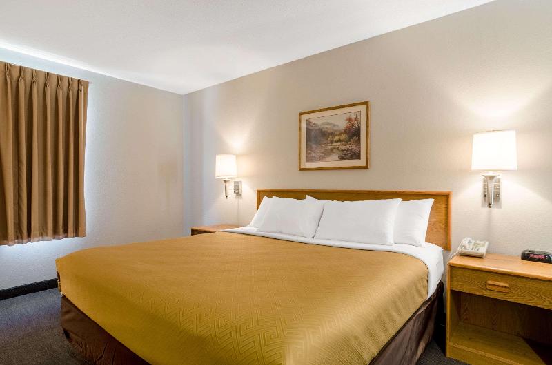 Rodeway Inn image