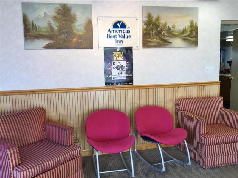 Americas Best Value Inn Macomb image