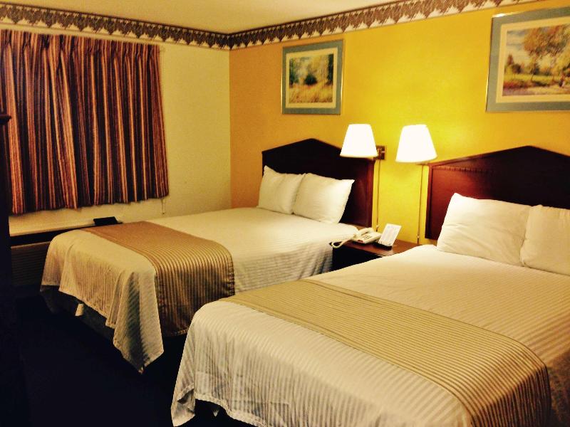 Americas Best Value Inn Macomb image