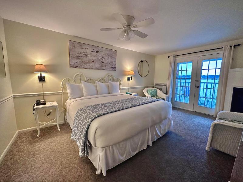 The French Country Inn Lake Geneva image