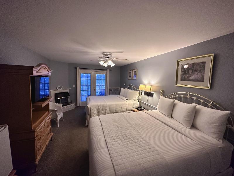 The French Country Inn Lake Geneva image