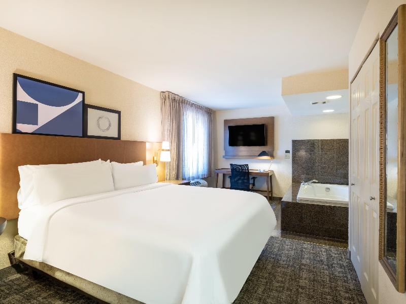 Staybridge Suites Milwaukee Airport South photo 6