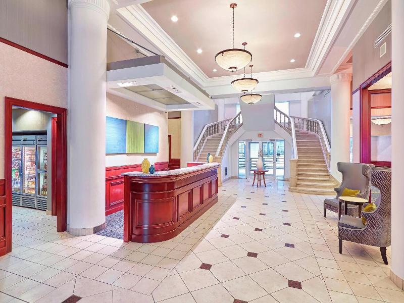Residence Inn Milwaukee Downtown image