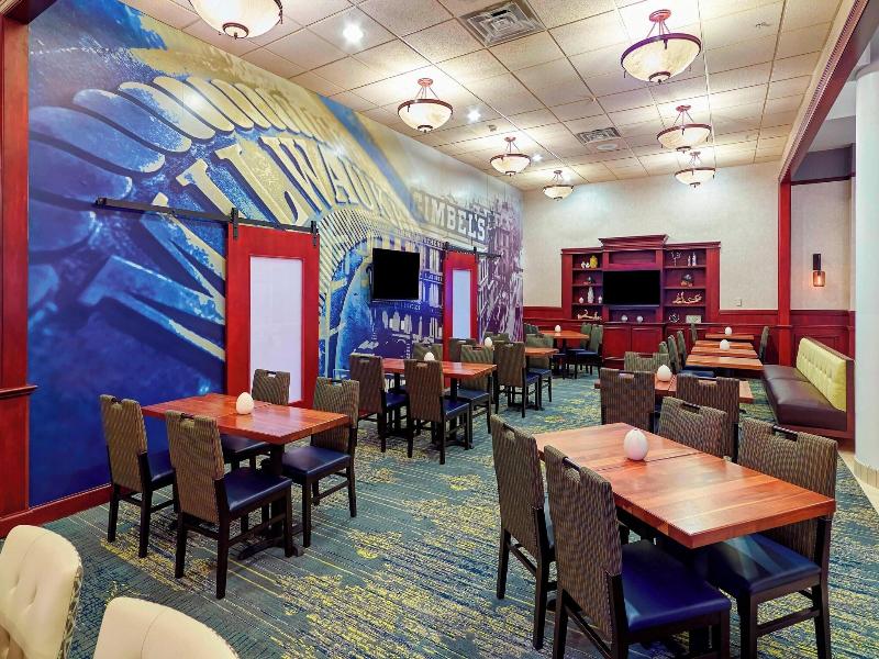 Residence Inn Milwaukee Downtown image