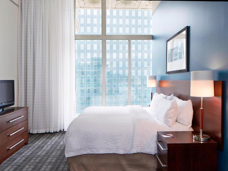 Residence Inn Milwaukee Downtown image