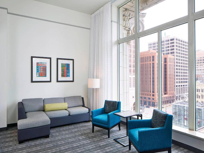 Residence Inn Milwaukee Downtown image