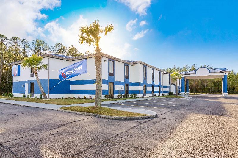 Deluxe Inn Moss Point image