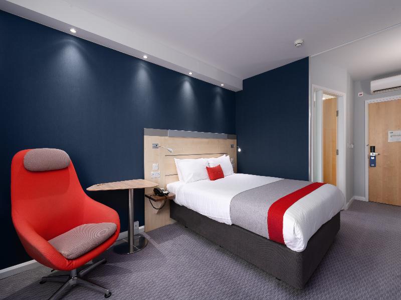 Holiday Inn Express Burnley image