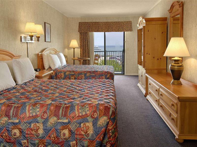 QUADRUPLE Accessible-Two Queen Beds