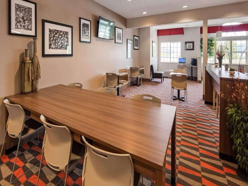 SureStay Plus Hotel by Best Western Morgantown image