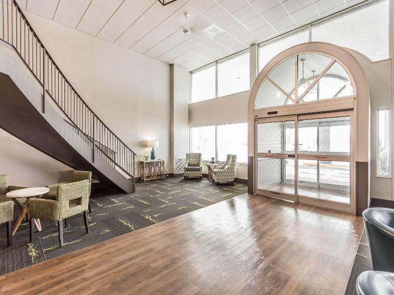 Ramada by Wyndham Marshall image