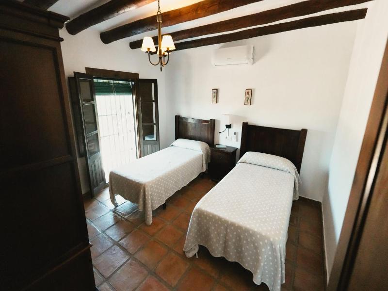 Casas de Cantoblaco image