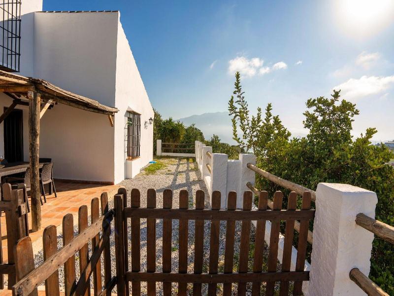 Casas de Cantoblaco image