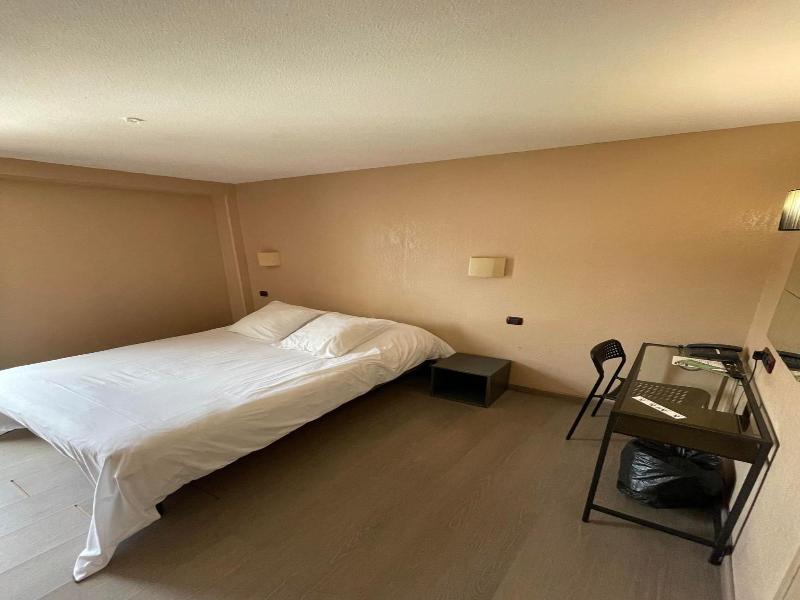 Hotel Le Mejean image