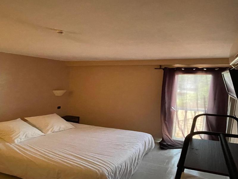 Hotel Le Mejean image