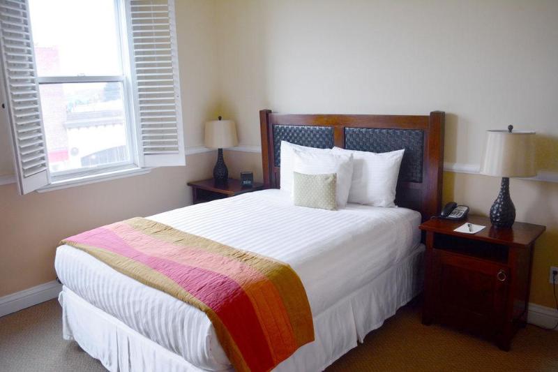 Majestic Inn & Spa image