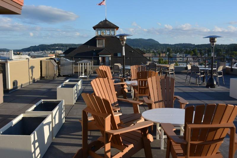 Majestic Inn & Spa image