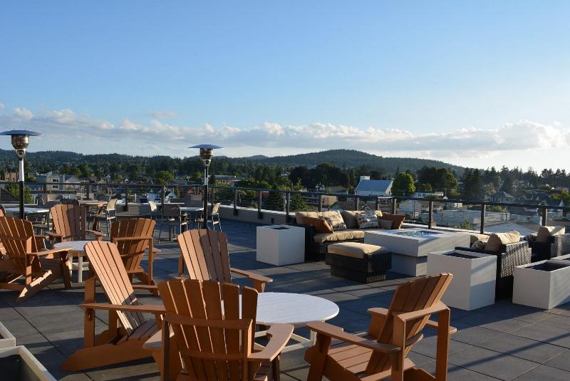 Majestic Inn & Spa image