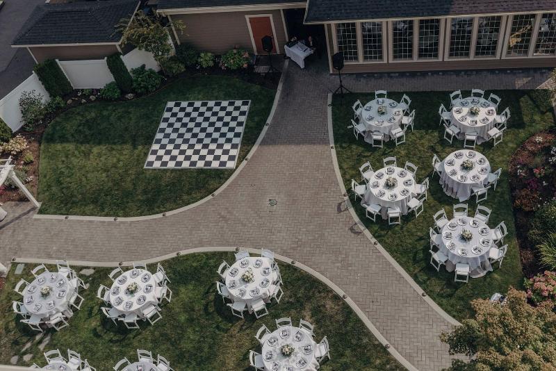 Majestic Inn & Spa image