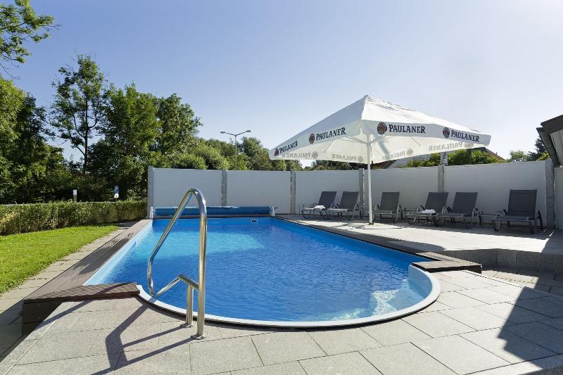 Huberhof image