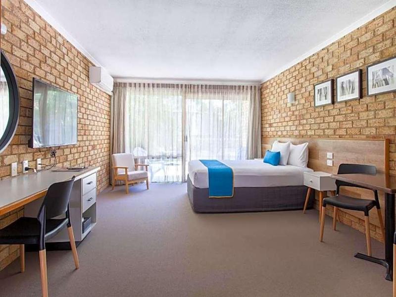 Sunshine Coast Motor Lodge image