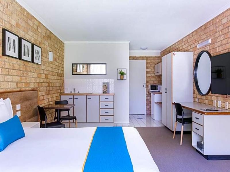Sunshine Coast Motor Lodge image