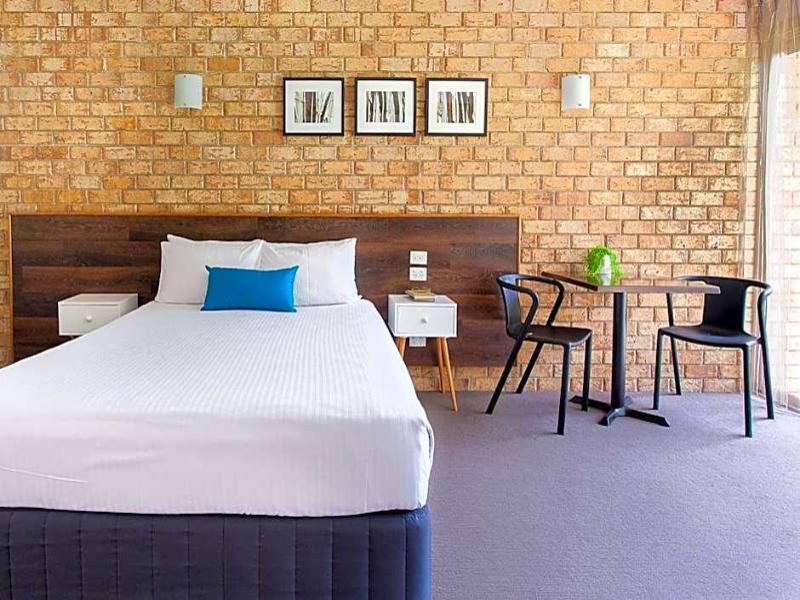 Sunshine Coast Motor Lodge image