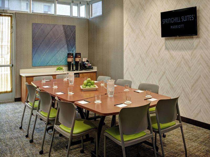 Springhill Suites Saginaw image
